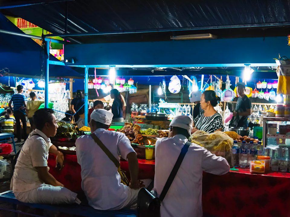 Bali Night Markets: Sampling Local Street Food Delights