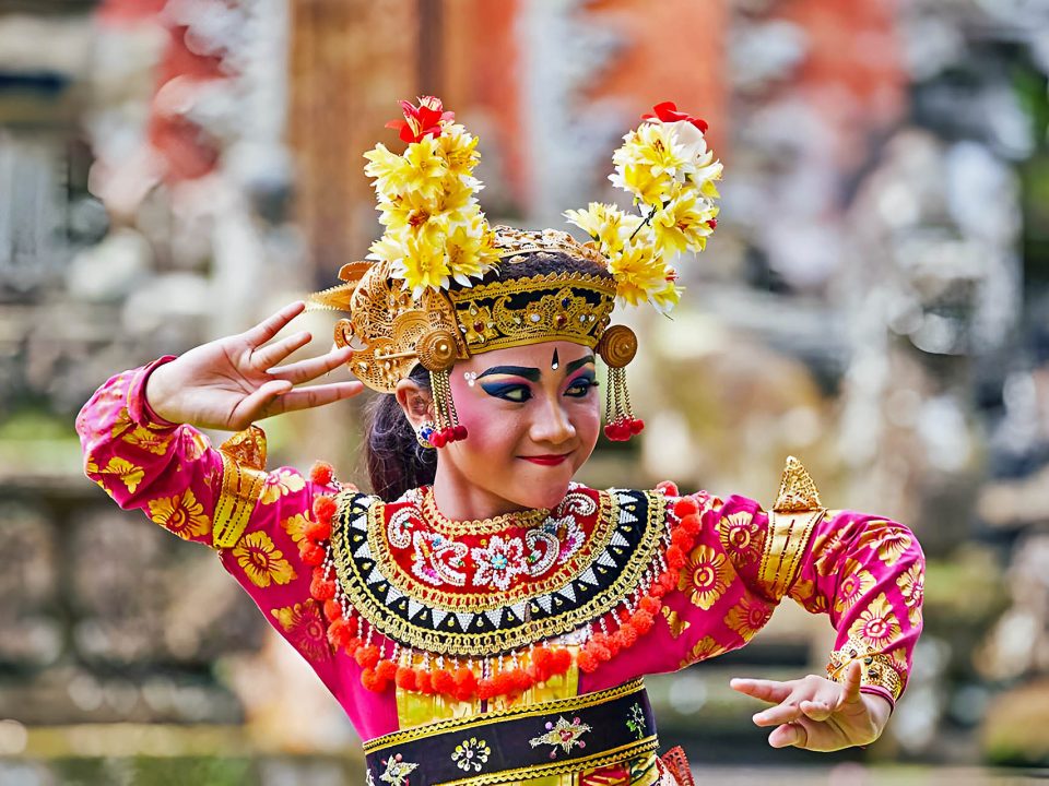 Bali Dance Performances: Captivating Cultural Arts Experience