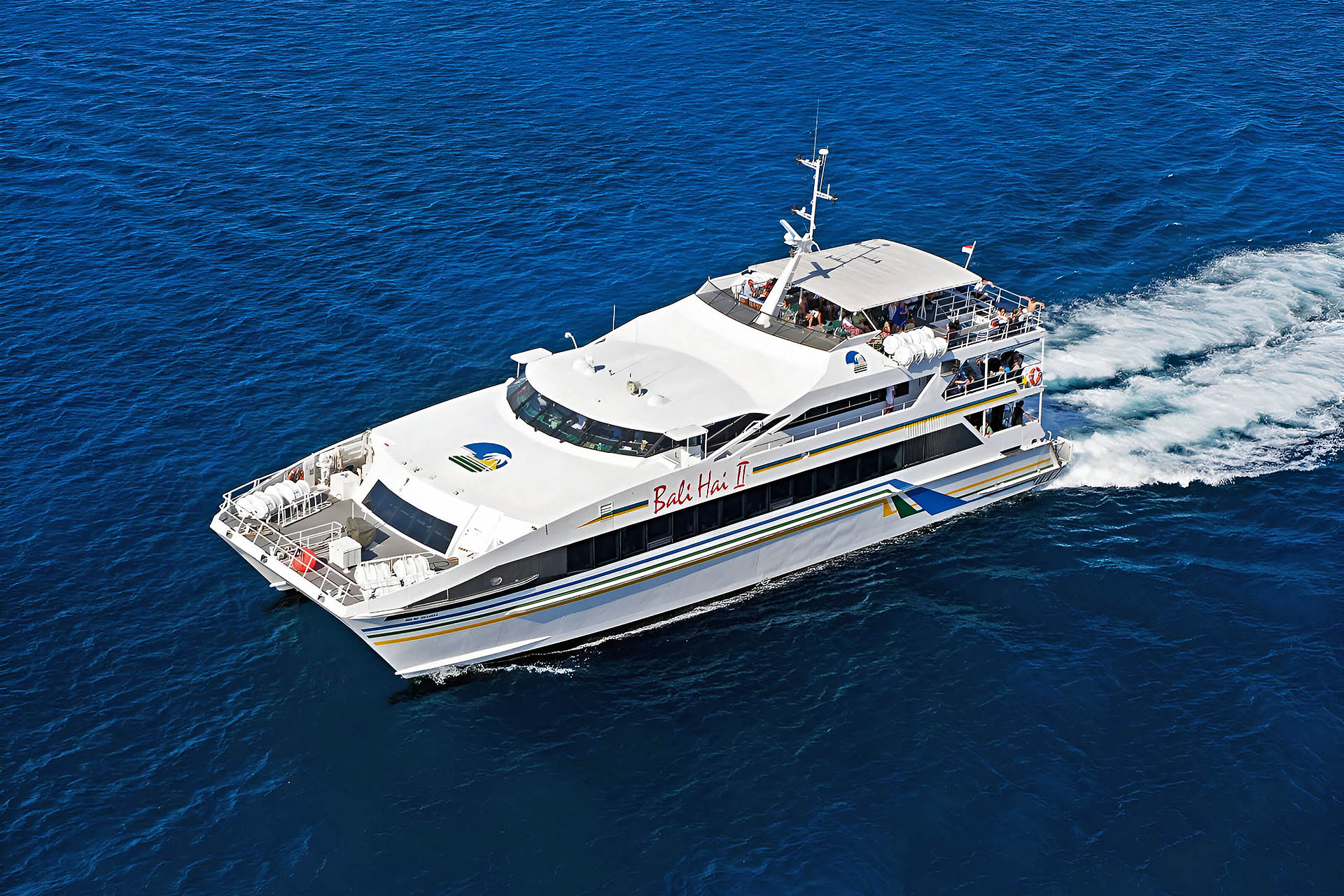 Bali Island-Hopping: Adventures by Boat and Cruises