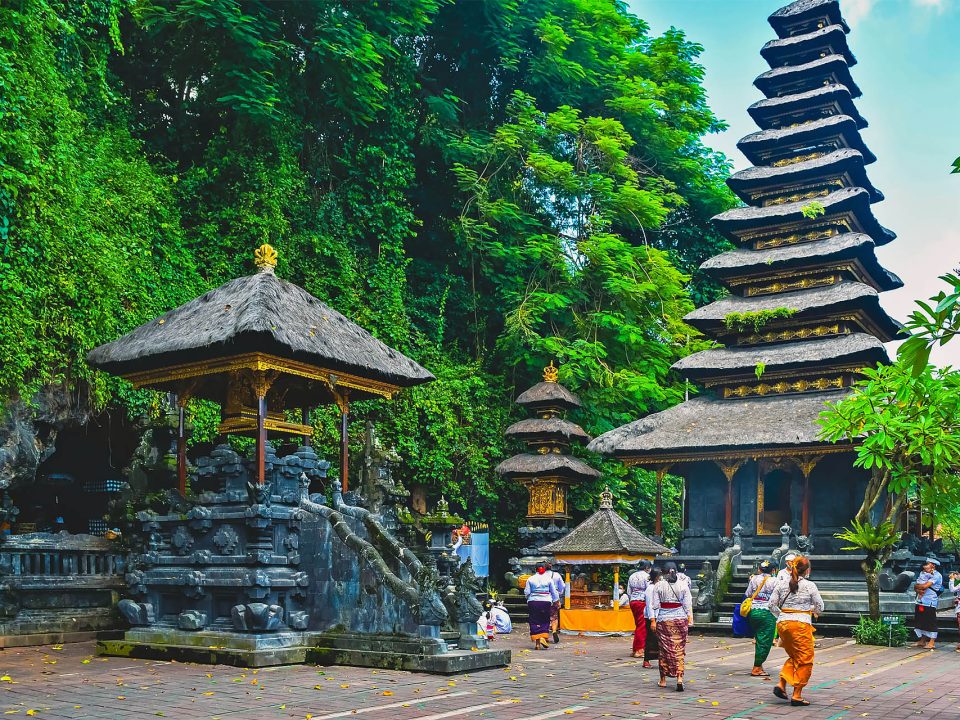 Travel Guide to Pura Goa Lawah: Bali's Sacred Bat Cave Temple