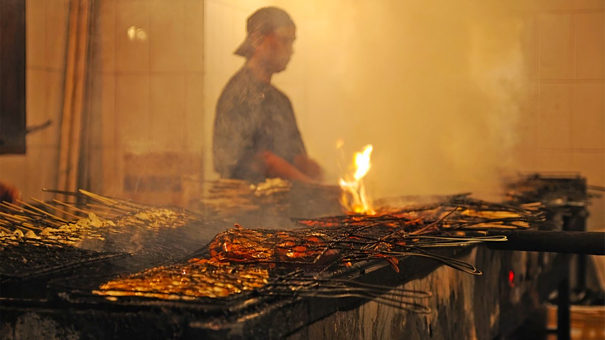 Jimbaran Seafood Dining: Savor the Sea on Bali's Coastline