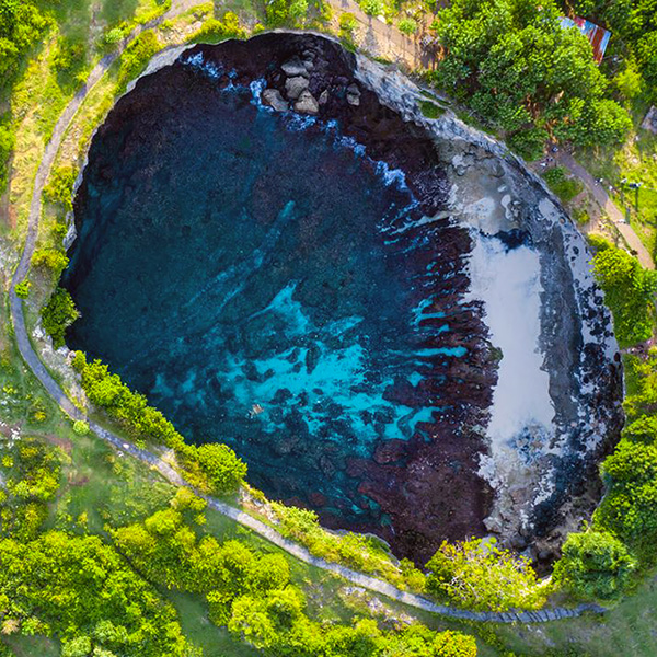 Looking into the Broken Beach of Nusa Penida - Bali