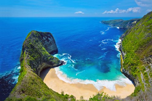 Nusa Penida Travel Guide – Beaches, Cliffs & Marine Life
