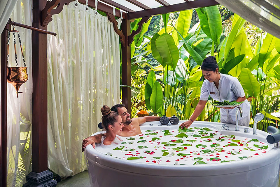 Bali Couple Holidays Honeymoon Spa for Australian Honeymooners from Melbourne