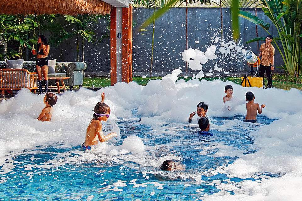 Affordable Bali Holiday Packages for Perth Families Bubble Party