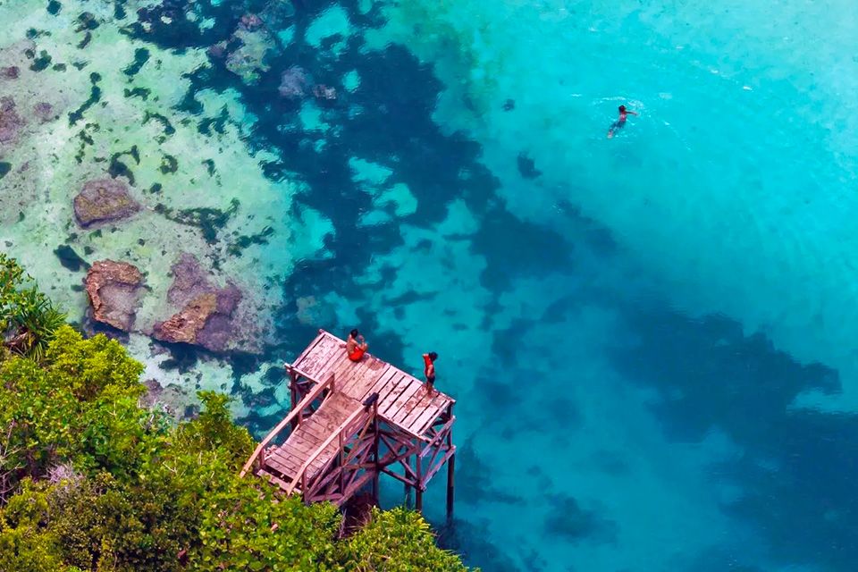 4 Days Sumba Itinerary Visiting Waikuri Lagoon