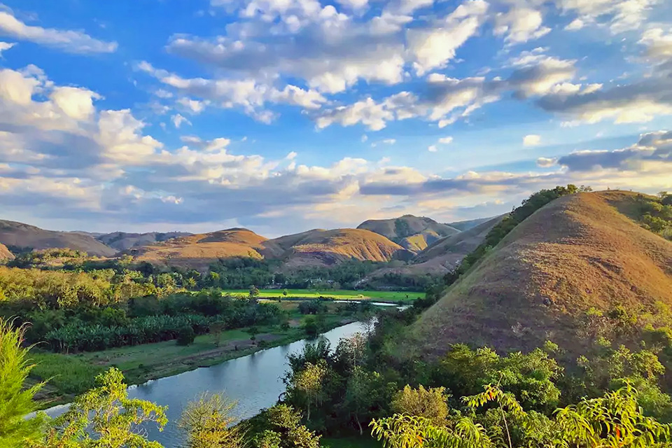 Sumba Attractions Itinerary - Nature, Hills, and Savannas