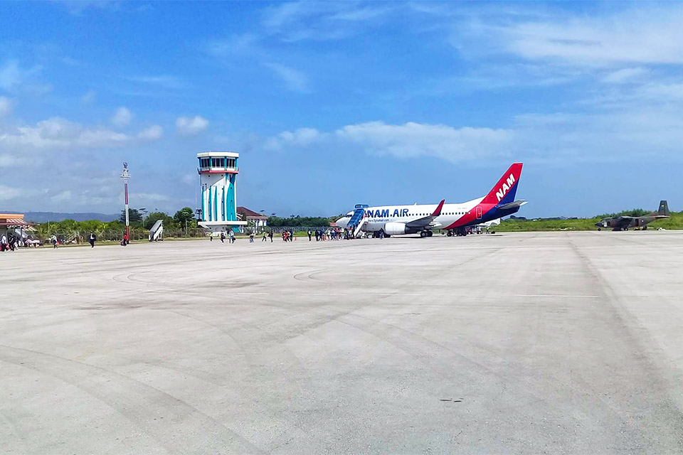 Flight to West Sumba Airport