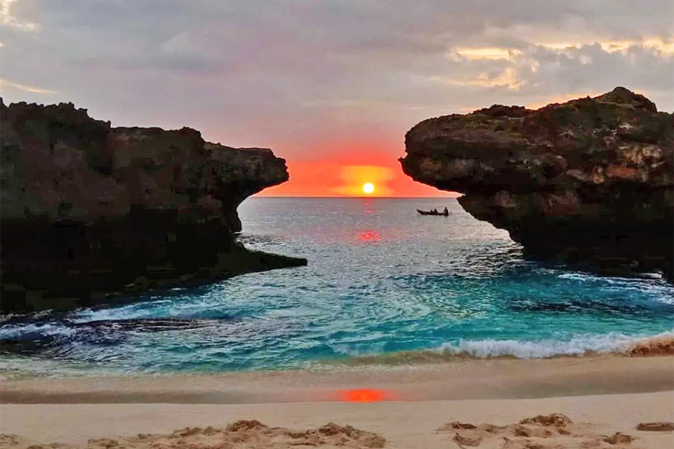 Mandorak Beach Sumba Visitors Guide - Cloudy Sunset