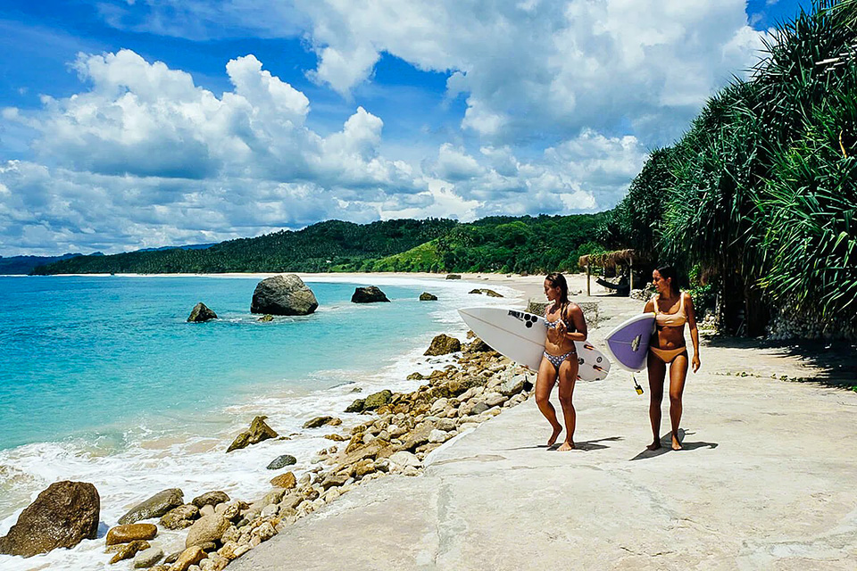 Nihiwatu Sumba Surfing Beach Surfer Girls