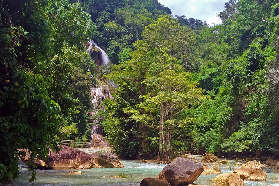 Lapopu Waterfall Sumba Travel Guide Hidden