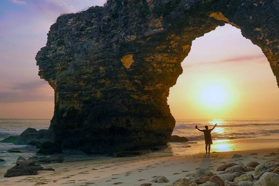 Mbawana Travel Guide Sunset Over the Hole