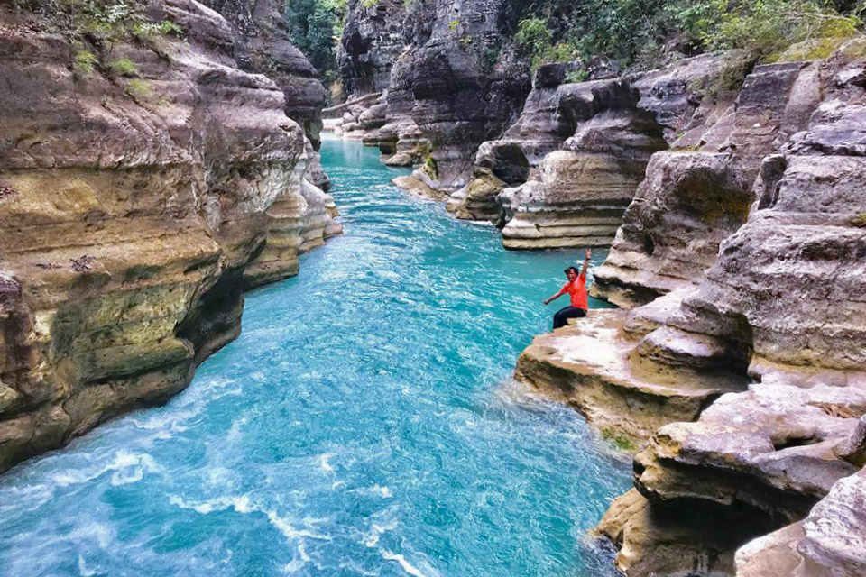 Tanggedu Waterfall Sumba River Flow