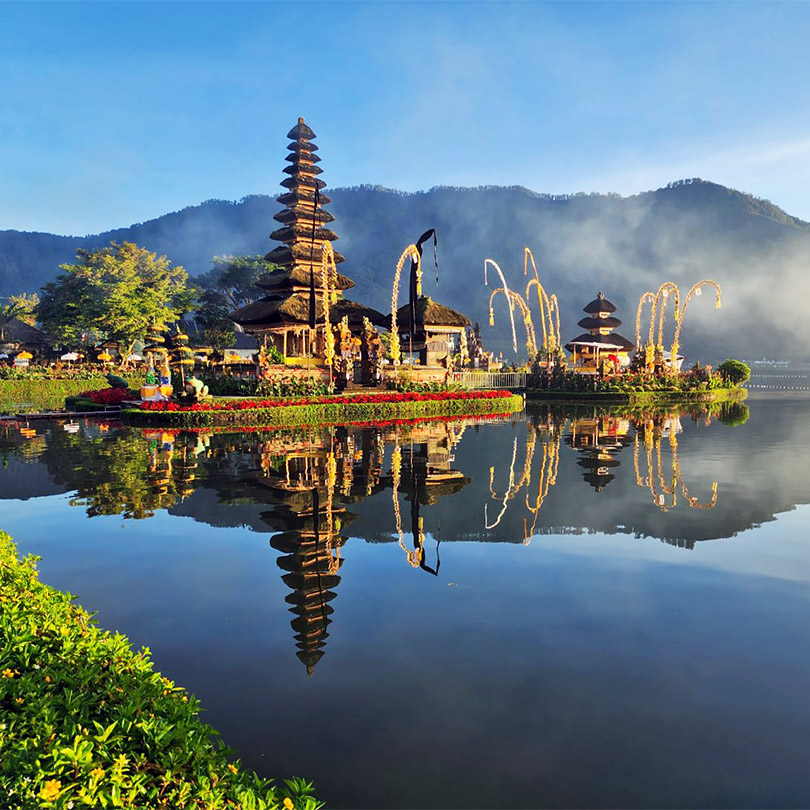 Pura Ulun Danu Beratan Travel Guide - North Bali